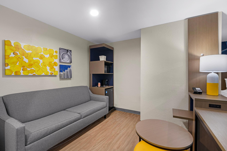 Bedroom 3, Comfort Inn & Suites Savannah Airport, Chatham