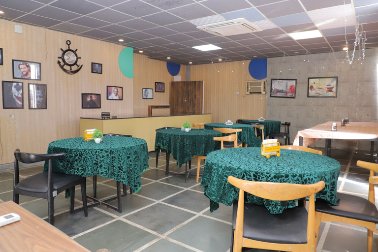 Restaurant, FORTUNE AZALEA, Gurgaon