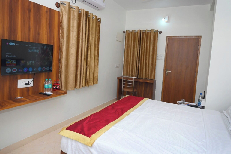 Room 2, Royal Vista Hotel, Bangalore