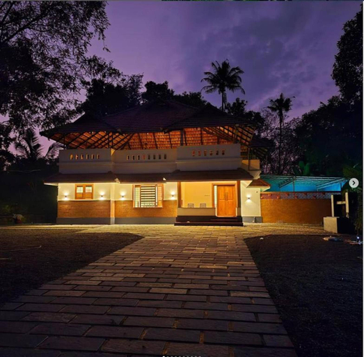 2, Acrewood Farmhouse - Pool Villa, Ernakulam