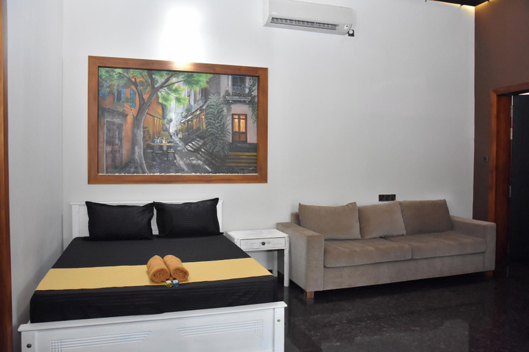 Room 3, Elite Black Villa, Bandaragama