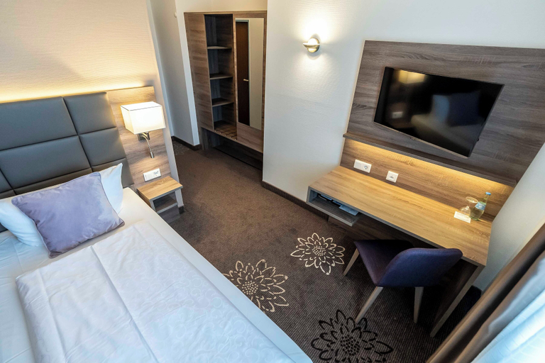 Bedroom 3, Hotel in den Herrnwiesen, Main-Spessart