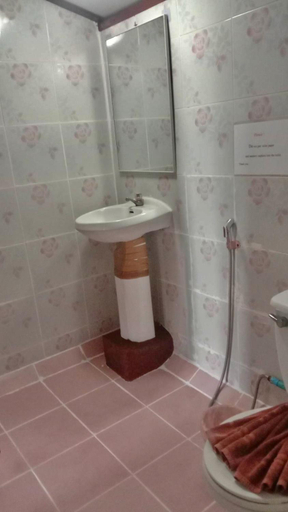 Bathroom 3, Phi Phi Green Hill Resort, Mueang Krabi