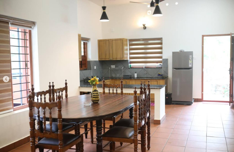Kitchen 5, Acrewood Farmhouse - Pool Villa, Ernakulam