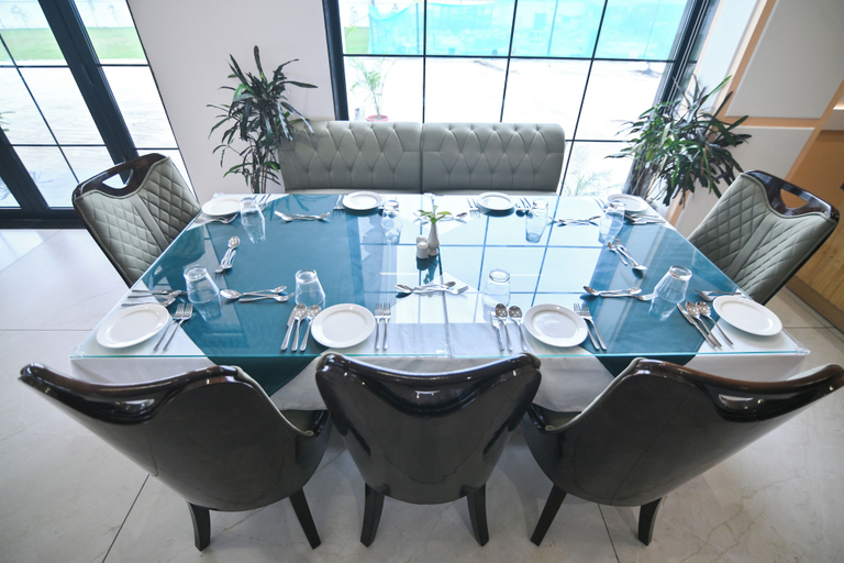 Restaurant 5, THE HOLY AWADH HOTEL, Basti