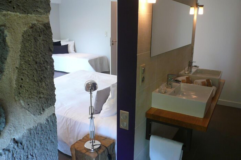 Bedroom 2, Aux Caprices d'Aubrac, Aveyron