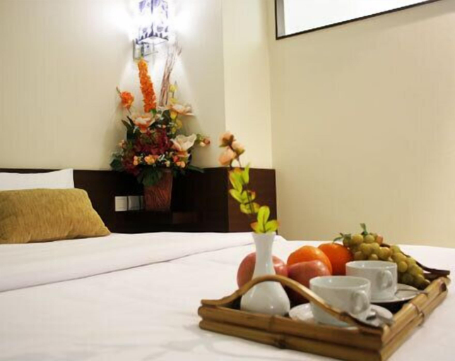 bedroom 6