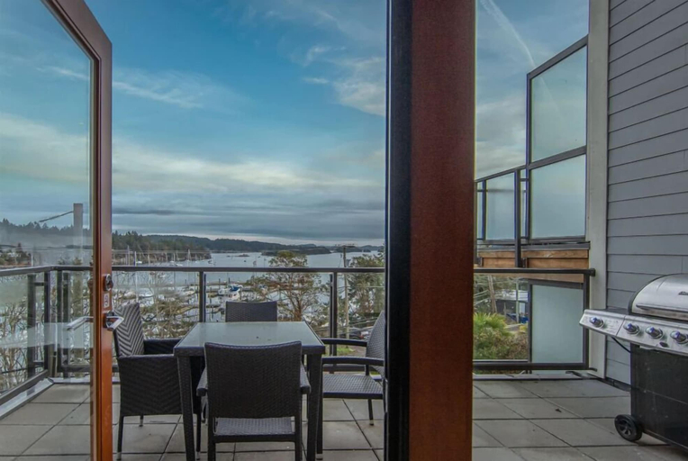 Terrace/patio, Mariner's Loft, Capital