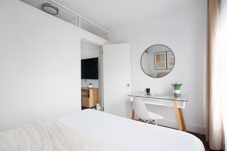 Room 4, 444 Midtown Apartments, New York