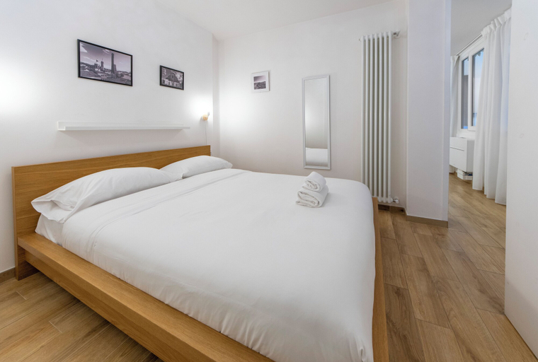 Room 3, HouSmart Val D'Aposa 5, Bologna