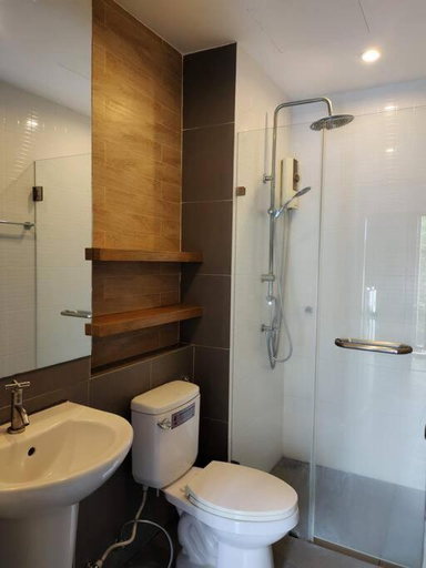 Bathroom 4, Hill Myna Condotel  Official Account, Phuket Island