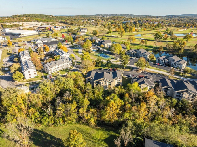 Floor plan 2, Peaceful 2BR Condo by Golf Course & Pools, Taney