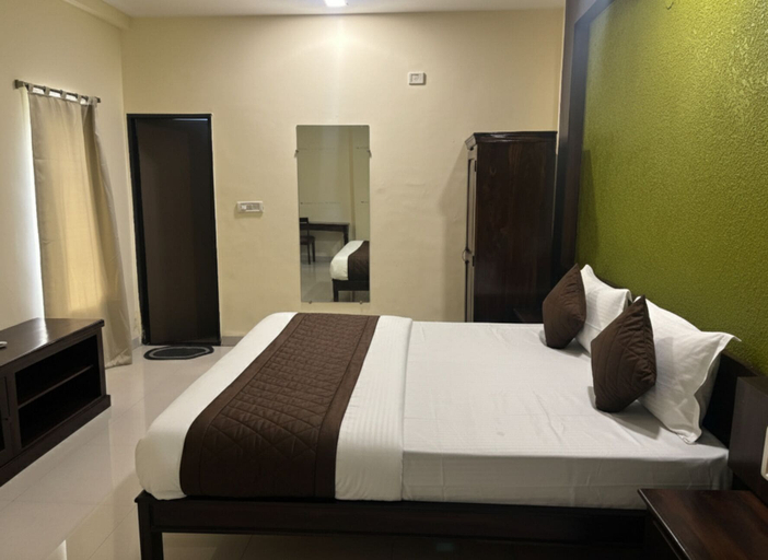 Room 4, Hotel Opal Edge, Indore