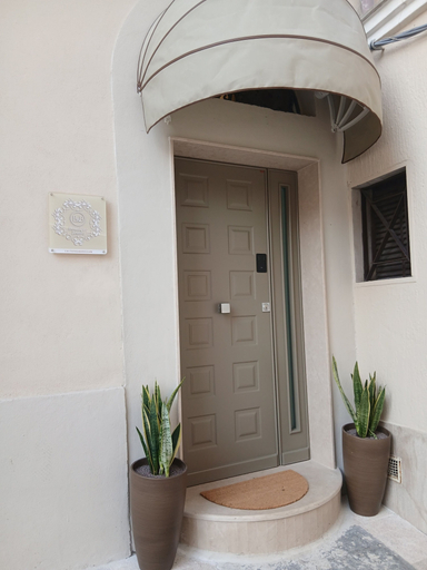 Front of property 2, Boutique teatro b&b, Foggia