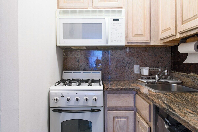Private kitchen 2, 350 Gramercy Apt, New York
