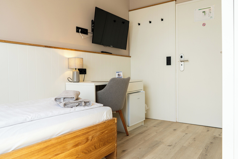 Bedroom 4, Hotel Seebrise Grömitz, Ostholstein