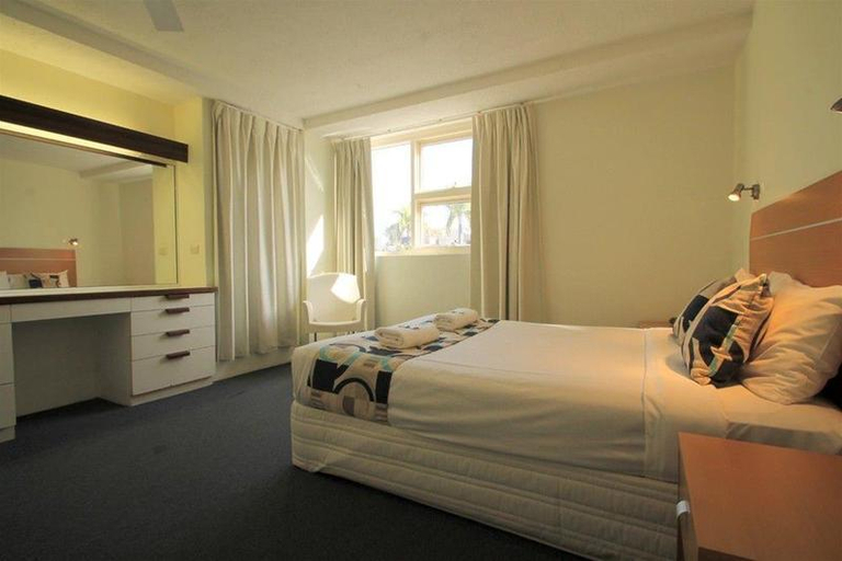 Bedroom 3, 84 The Spit Holiday Apartments Mooloolaba, Maroochy - Mooloolaba