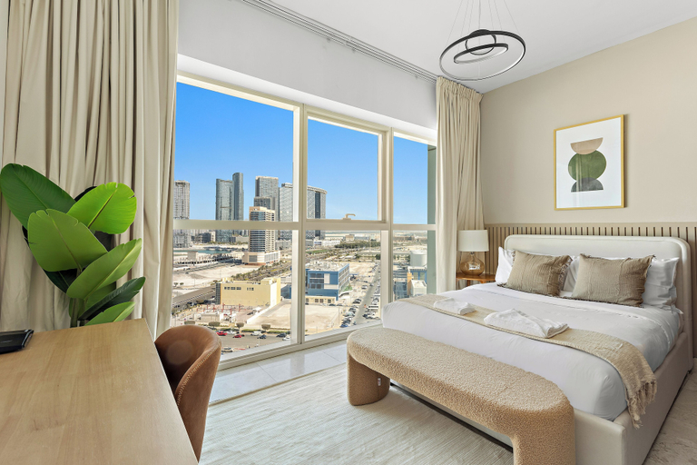 Room 4, Silkhaus Marina Heights 2, Abu Dhabi City