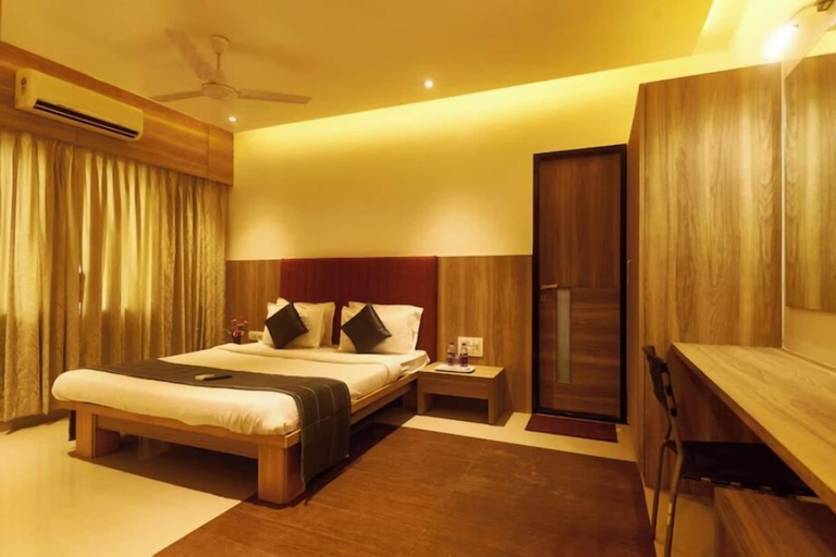 Bedroom 3, Hotel Anand Heritage, Ahmadnagar