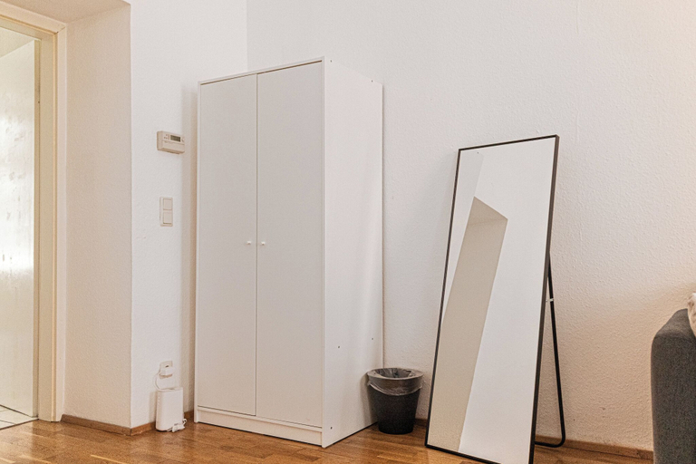 Room 5, Beautiful 2BR Apartment Near Rennweg, Wien