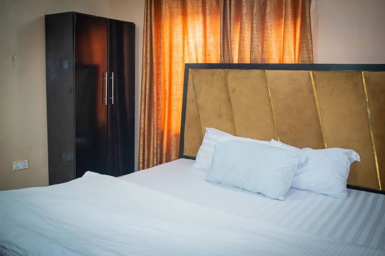Room, PROMISE HOTELS HOMES AND APARTMENT, Shomolu