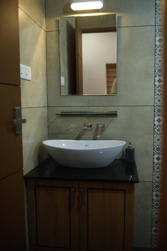 1, Acrewood Farmhouse - Pool Villa, Ernakulam