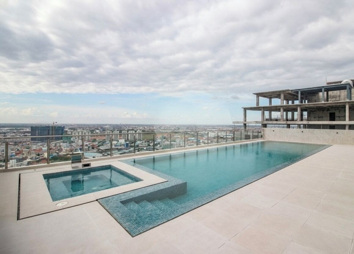 Pool, Center Point Phnom Penh - Time Square 2, Phnom Penh
