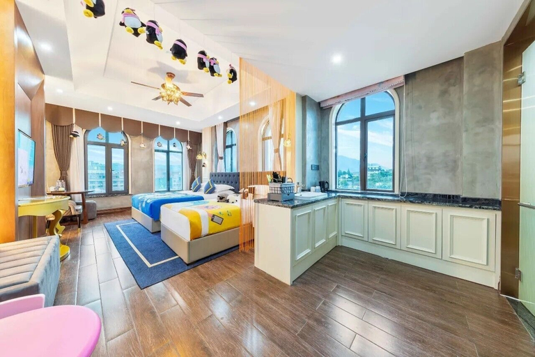 Room 4, Xiao'en Castle Hotel Tianmenshan, Zhangjiajie