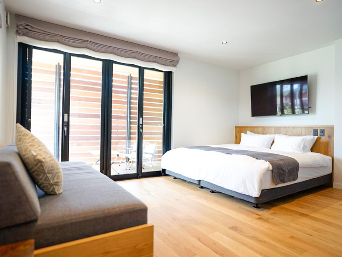 Bedroom 2, Hotel Local Base, Miyakojima