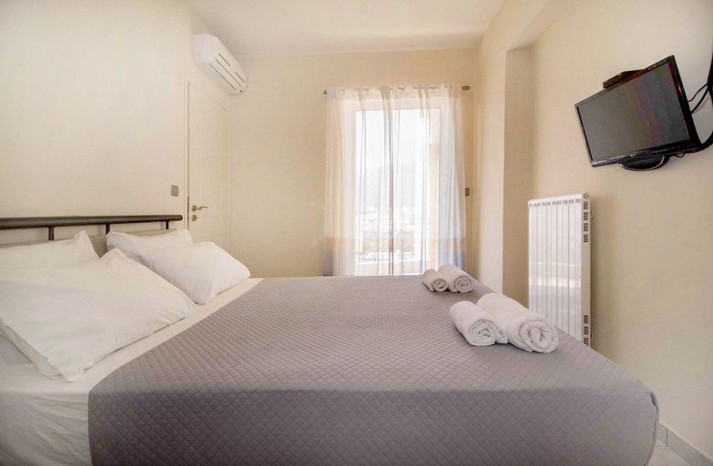Bedroom 5, Leonidas View, Peloponnese