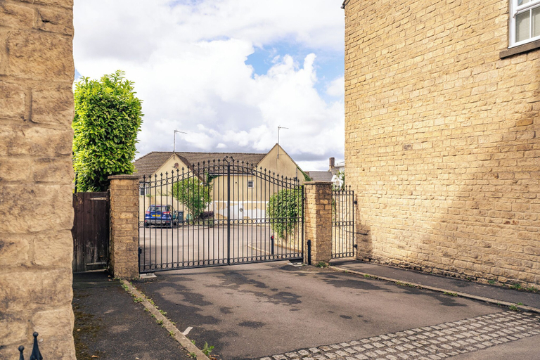 Exterior 5, Beautiful 3 BD Home in Chipping Norton, Oxfordshire