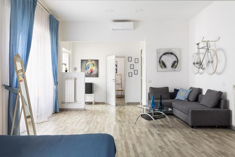 Room 4, VITRUVIO SUITES, Latina