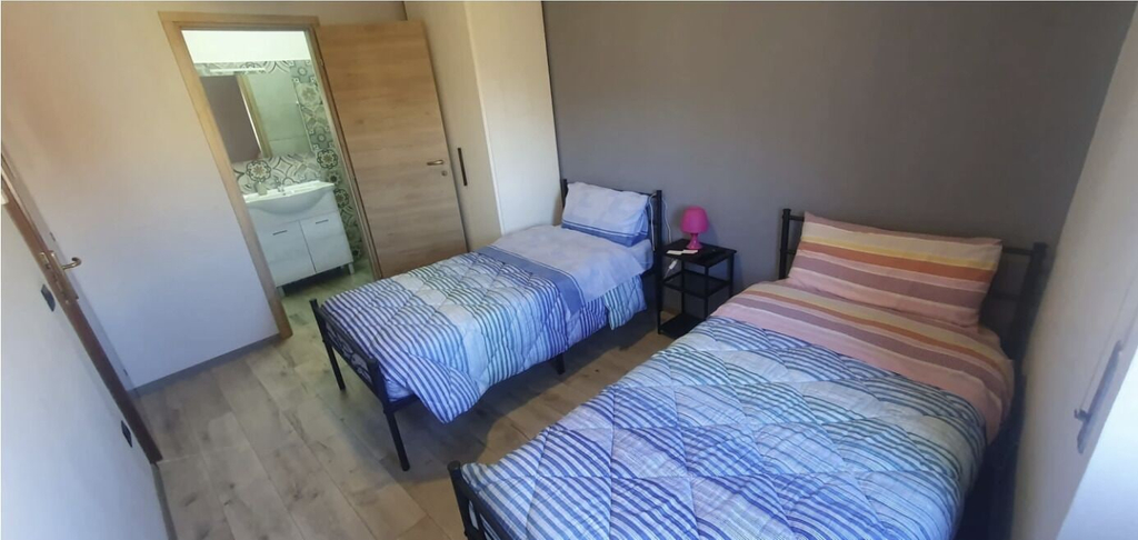 Room 4, Hello Roma 2, Rome