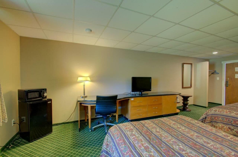 Room 2, THE VICTORIAN MOTEL AND RV PARK by Capital O, Kootenay Boundary