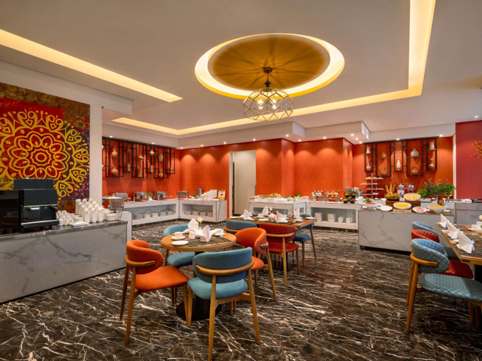 Food & Drinks 4, Mercure Muscat, Bausher