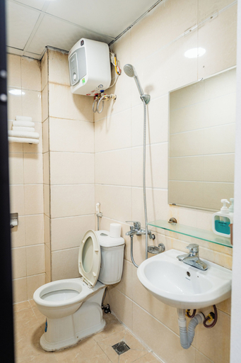 Bathroom 5, Vari Homestay Dao Tan, Ba Đình