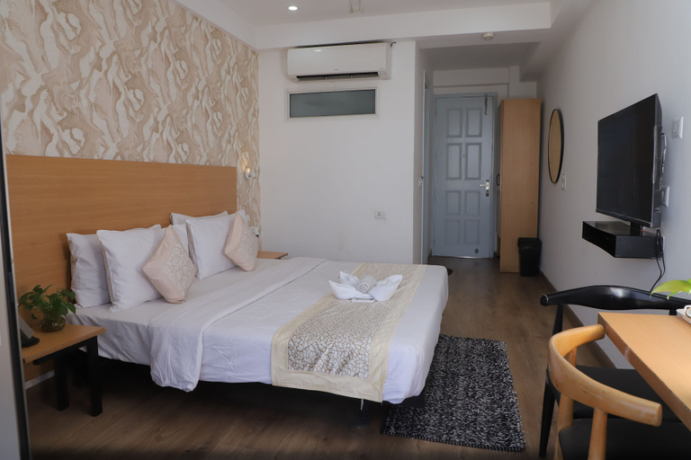 Room 5, FORTUNE AZALEA, Gurgaon