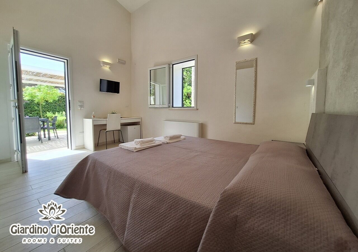 Bedroom 3, Giardino D'Oriente Rooms & Suites, Lecce