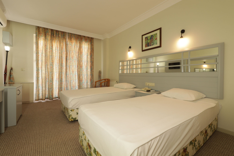 Room 2, VILLA LYCUS TERMAL OTEL, Akköy