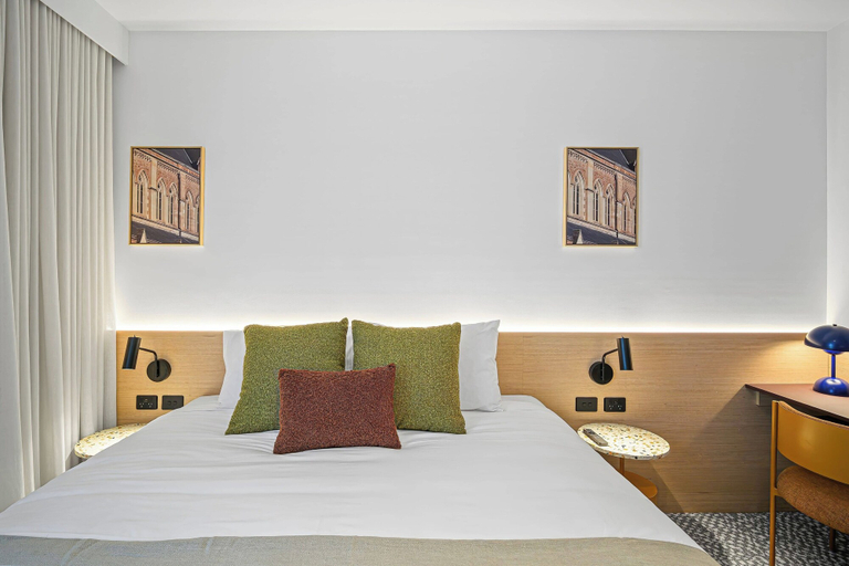 Room 2, Urban Rest Hackney Hotel, Adelaide
