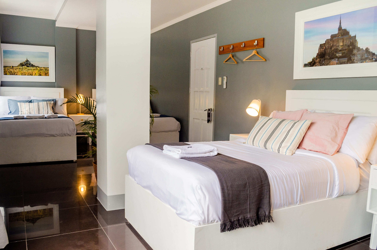 Room 5, Hotel Bijoux, Plaridel