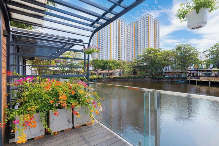 Balcony view, Lake View Melly Bungalow - Vung Tau, Vũng Tàu