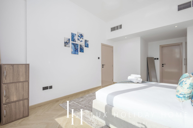 Room 4, LUX The Marina View Suite 3, Dubai