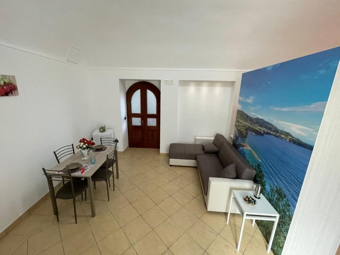 Living area 3, Sweet Sun, Napoli