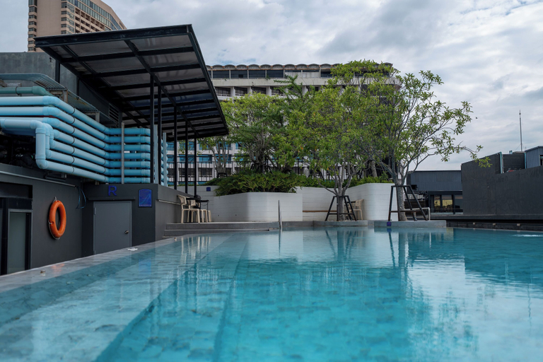 Rooftop pool 3, Bluphere residence by Prop Hopper, Sattahip