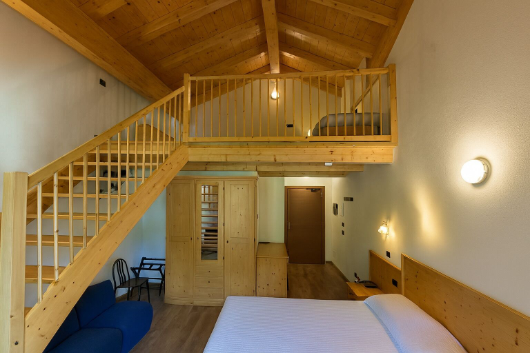 Bedroom 2, Hotel Bleis, Brescia