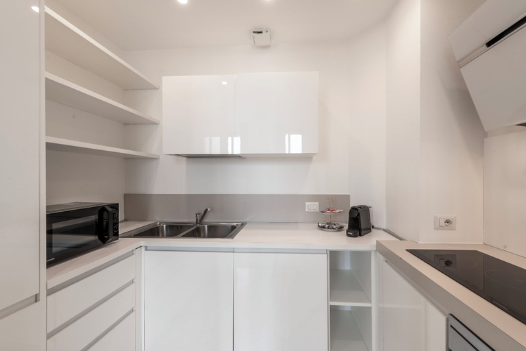 Others 5, Milan Royal Suites - Duomo Santo Stefano, Milano