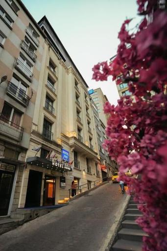 Exterior & Views 2, Trip Bosphorus Taksim Hotel, Beyoğlu