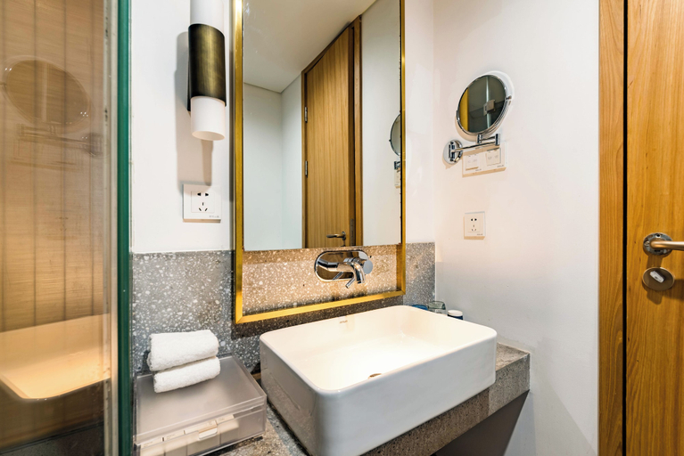 Bathroom 4, Yoba Boutique Hotel, Zhangjiajie