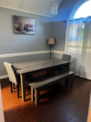 Dining 4, Crimson Creek Stayhouse, Shelby